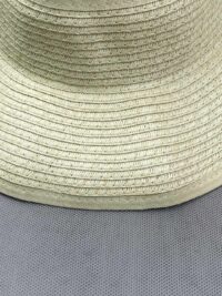طرح کلاه آفتابگیر زنانه حصیری برند Accessories رنگ کرم