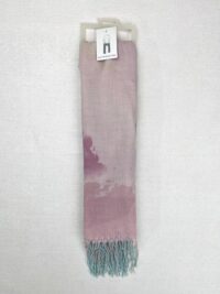بسته بندی شال زنانه طرح دار چند رنگ برند Accessoires
