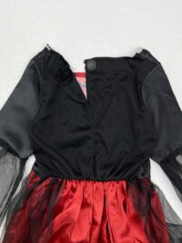 پشت ست پیراهن و تل دخترانه HALLOWEEN طرح خون آشام