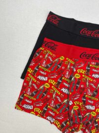 طرح شورت باکسر پادار مردانه برند Coca cola (پک 2 عددی)