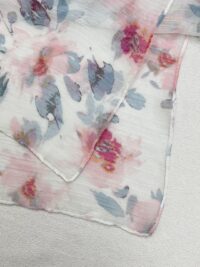 دوخت اسکارف زنانه طرحدار برند Accessories