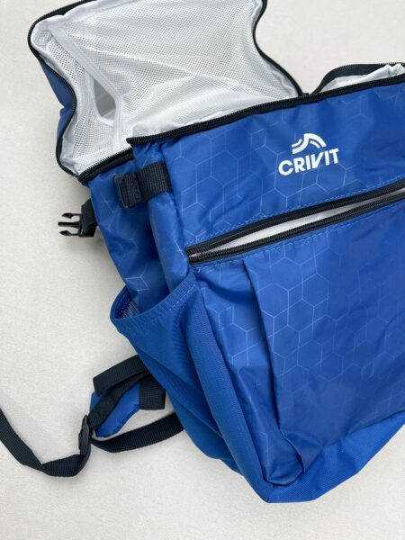 طرح کوله پشتی عایق گرما و سرما ۱۰ لیتری Crivit